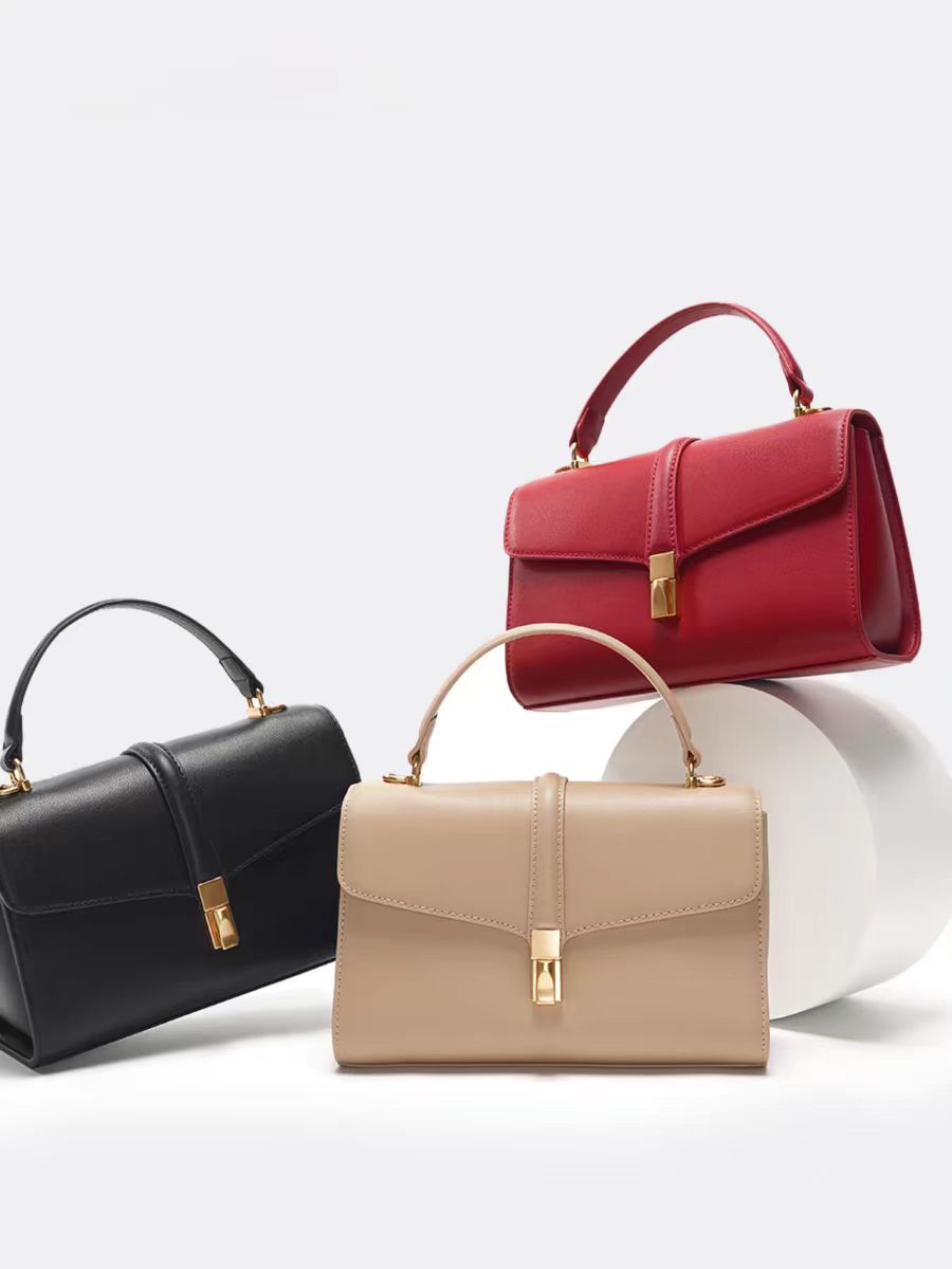 travel backpack for women