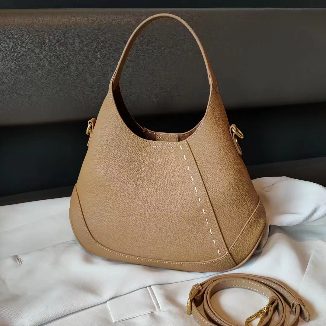 women shopper bag