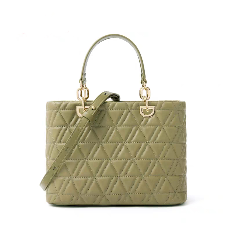 Quilted tote bag