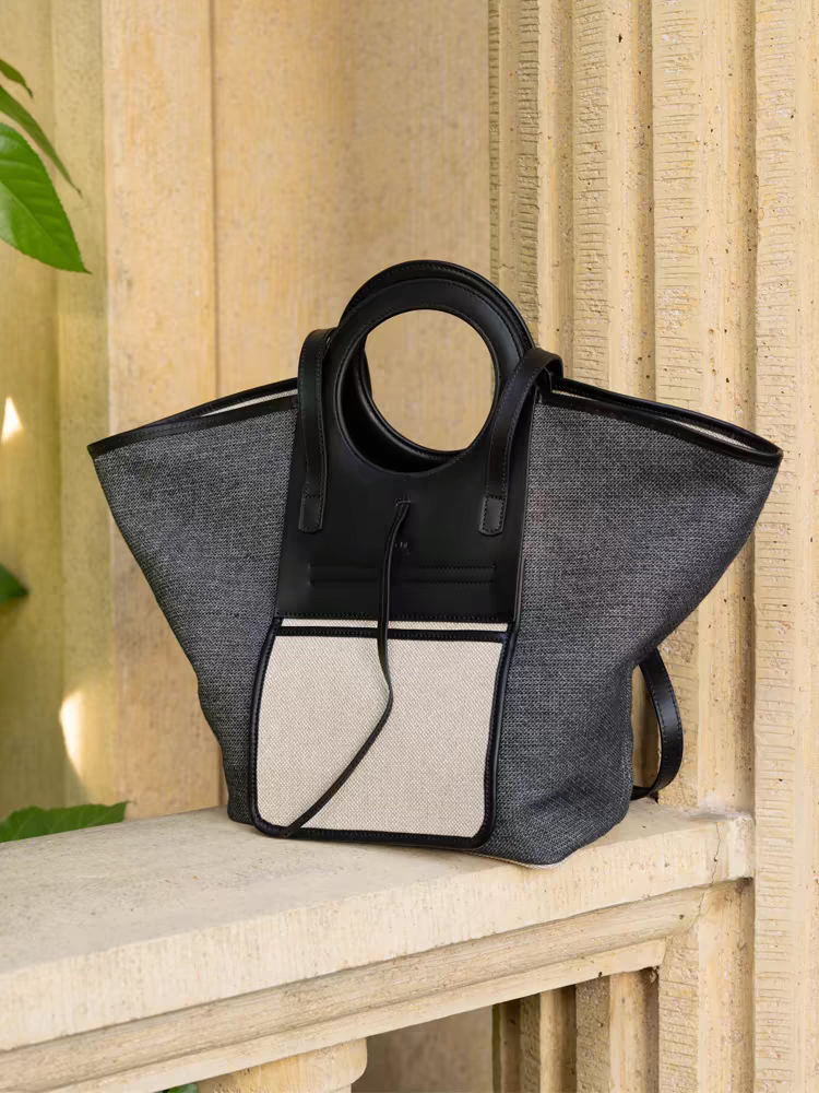 Large tote bag
